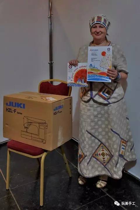 涓浗浼犵粺鎷煎竷鑹烘湳鏈嶈,鍥藉鎷煎竷鏈嶈