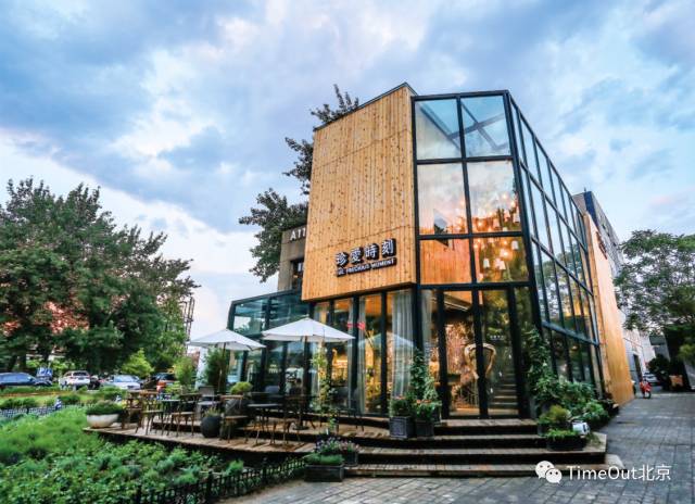 下雨天最适合呆在家的地方,雨天有啥好去处