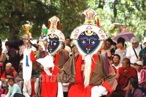 2014年雪顿节传统藏戏剧目表演,2023雪顿节罗布林卡藏戏表演