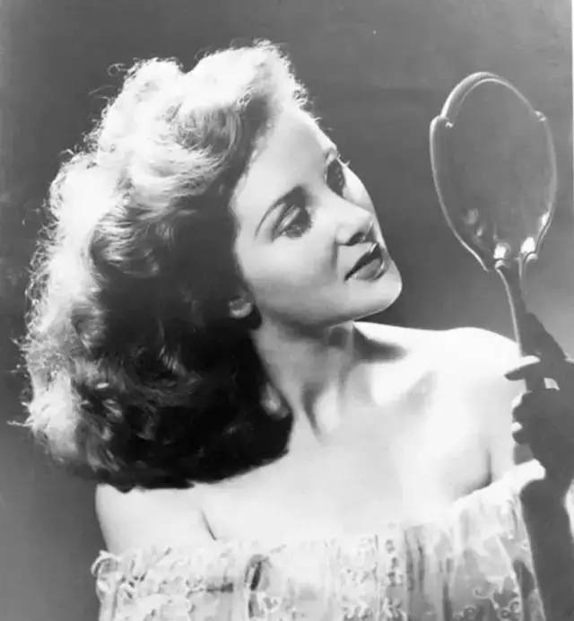 一个美丽又优雅的女人奥黛丽赫本,优雅有气质的奥黛丽赫本