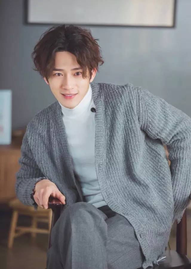 被问800次的头发蓬松教程速速get,给tony老师定型刘海