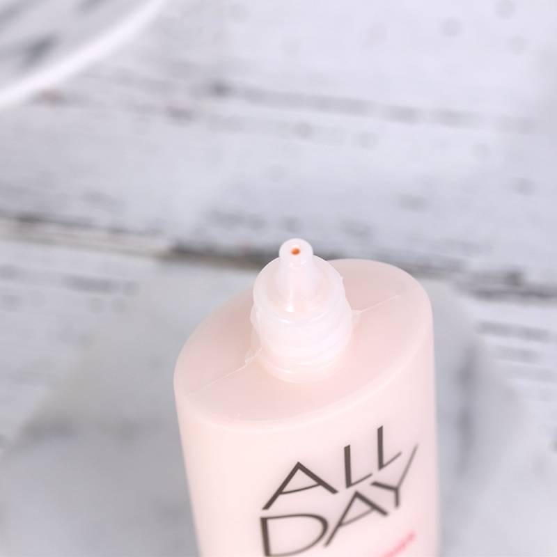 美白精华200元以下,6款热卖大牌美白精华体验