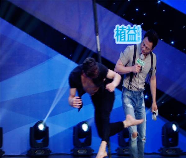 武文李鑫最新视频,李鑫武文舞蹈完整版