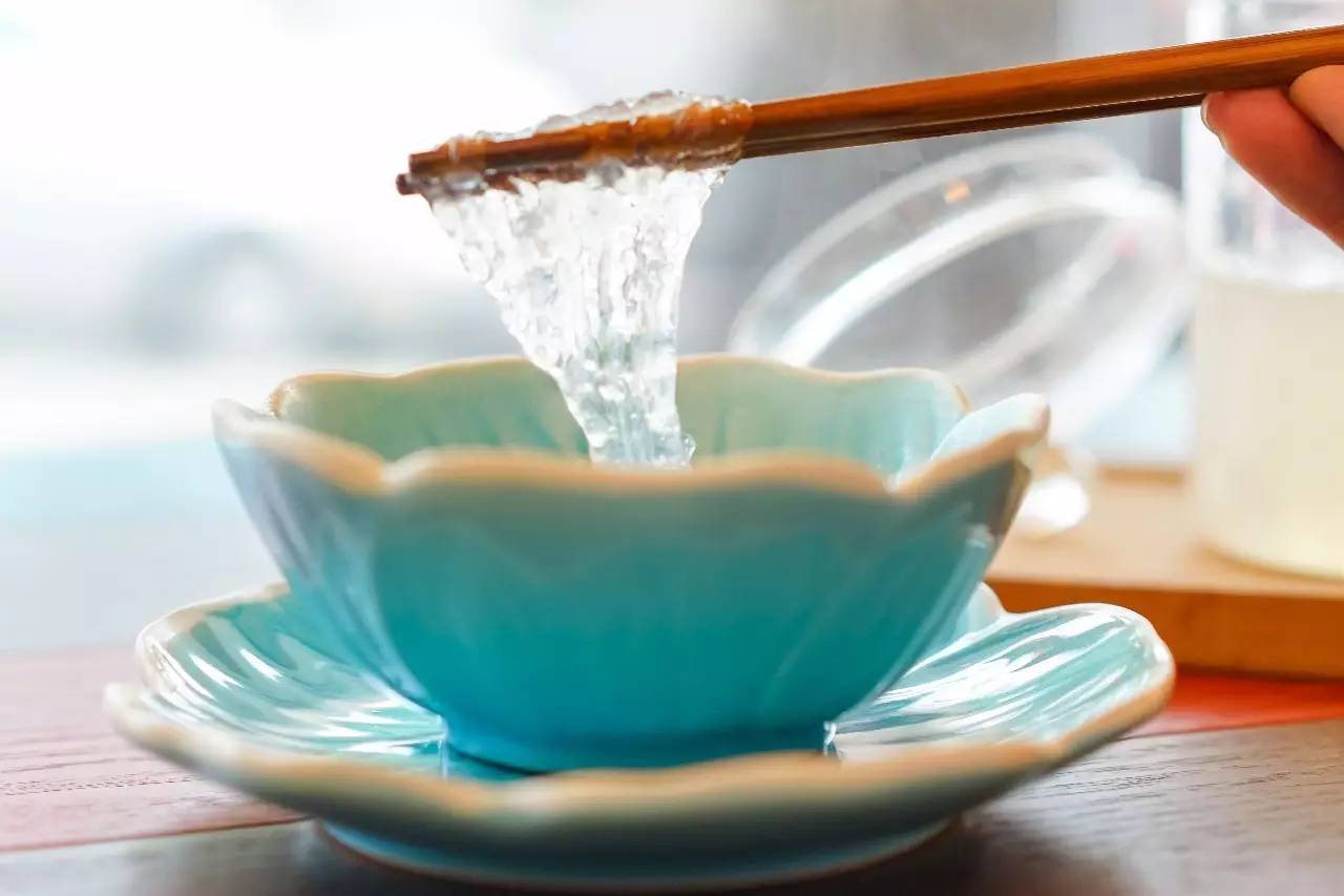 燕窝该怎么挑选,燕窝怎么挑才快又干净