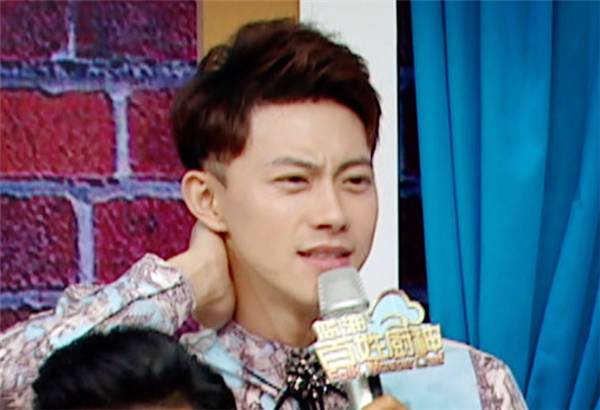 何岩的对象是谁,何岩什么时间结婚