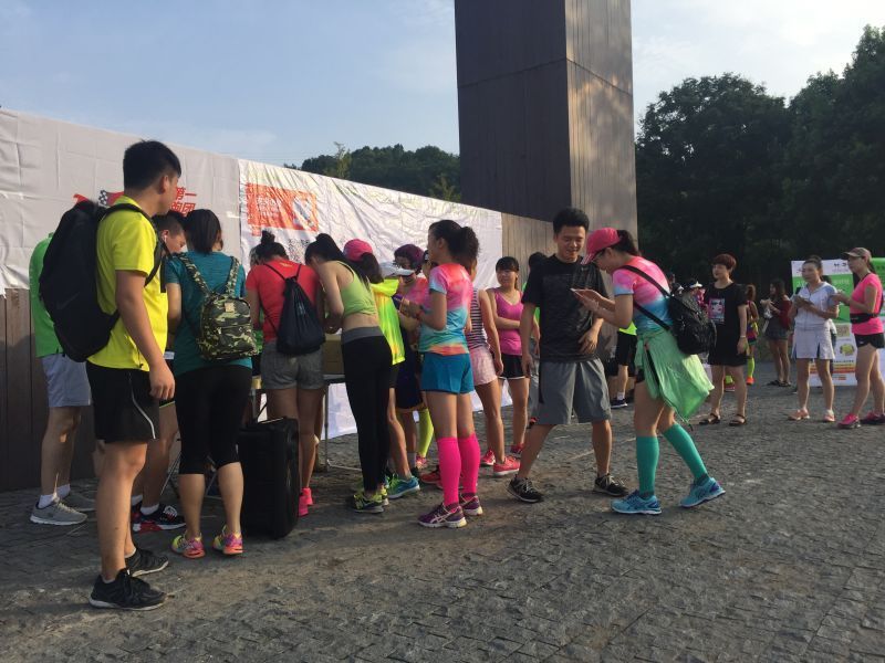 记宜昌第一跑团“七夕”精彩活动