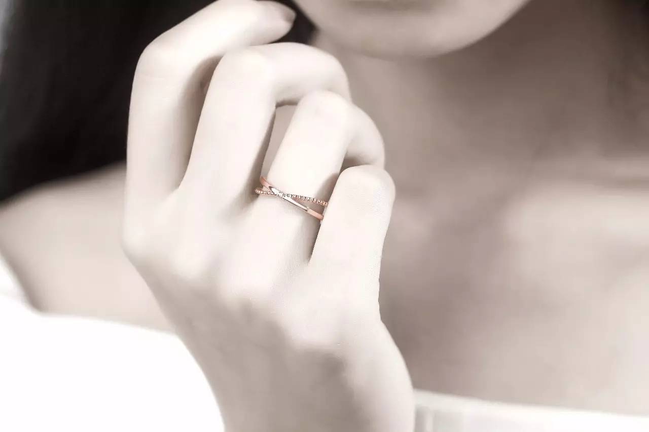 100元以内的小众饰品,小众不输大牌的饰品