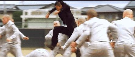 挖鼻孔的男生,挖鼻孔的男人