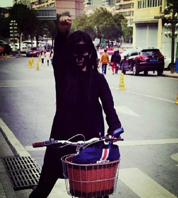 躲镜头迪丽热巴,躲镜头挑战综艺