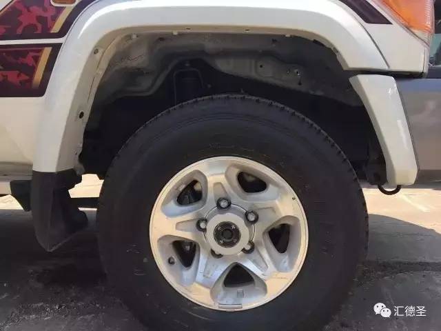 丰田lc76绞盘,lc76绞盘涉水喉