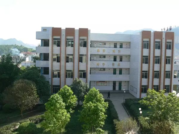 重庆最厉害的六所中学,重庆很厉害的中学