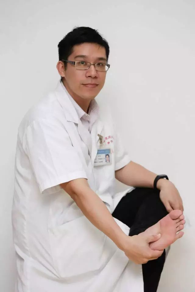 助眠瑜伽睡前动作,睡前黄金10分钟6个动作