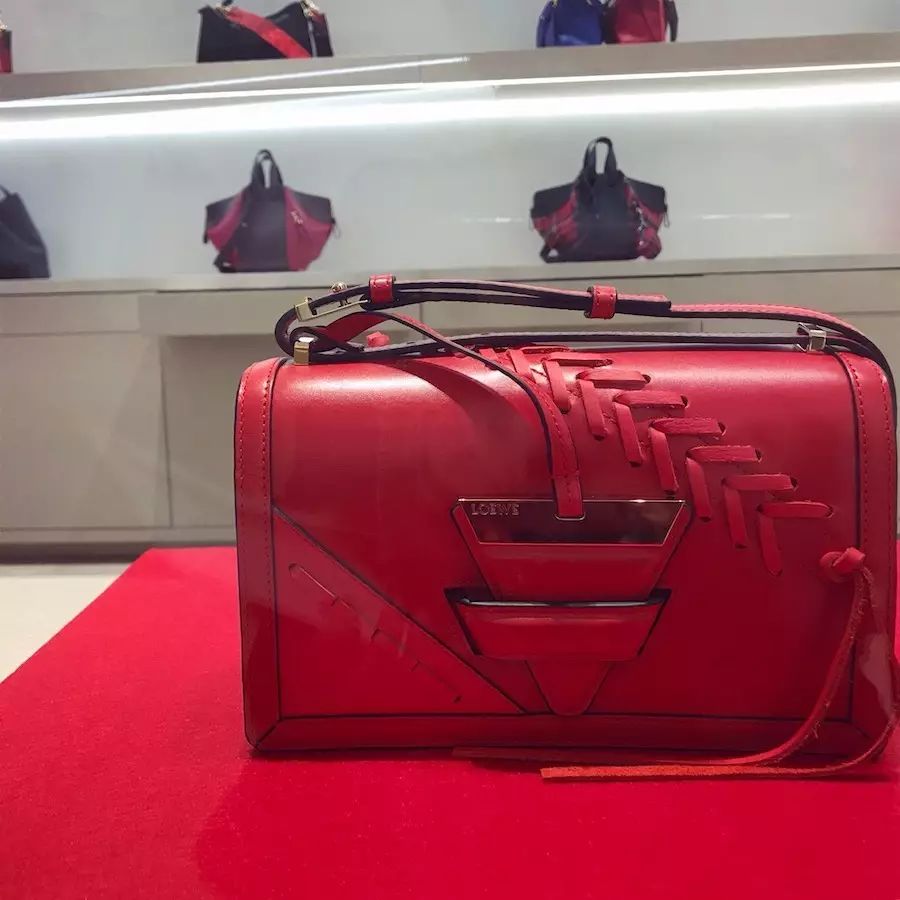 这些中国「别的地方没得卖」的时髦货|都在这个商场里!