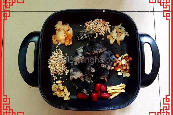 猴头菇当归黄芪党参能一起煲汤吗,当归党参乌鸡汤月子餐