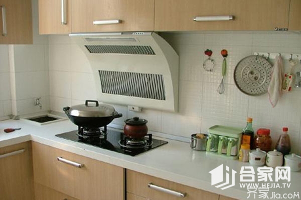 怎么正确安装油烟机管道,抽油烟机的管道安装方法