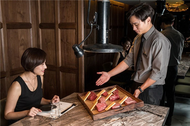 老饕必吃!这2家“顶级烧肉”店吃不到会捶心肝