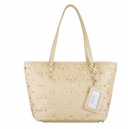 武汉女生衣服,武汉的女士服装