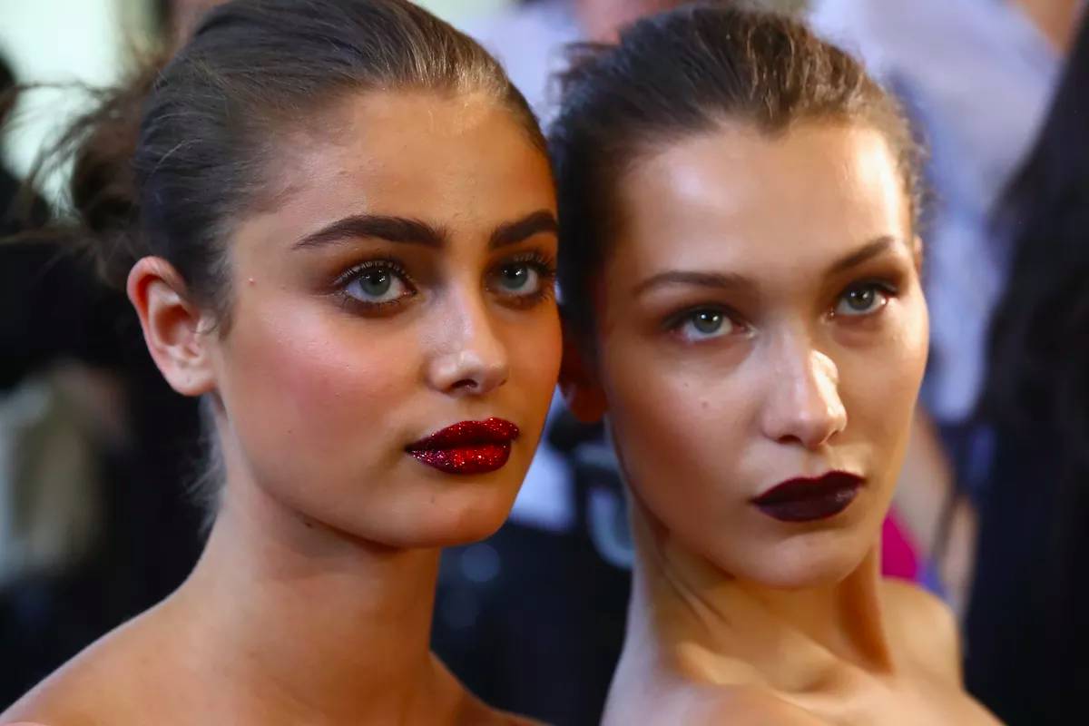 鏄庢槦閮藉湪鐢ㄧ殑澶х墝鍙ｇ孩鎺ㄨ崘,澶х墝鍙ｇ孩鏄庢槦鐢ㄨ繃