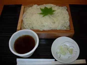 日本乌冬面方便面,日本咖喱乌冬面的做法