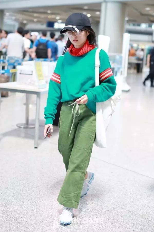 宋茜穿白色牛仔,宋茜温暖的甜蜜的搭配