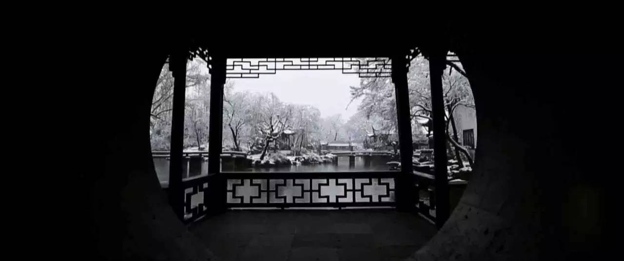 拙政园具有浓郁的江南水乡特色吗,拙政园的空灵雅致之美