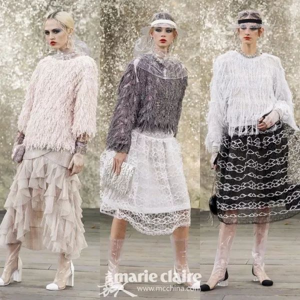 跟GD和表姐来到香奈儿“水帘洞”，看完我开始期待下雨天！