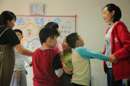 走进自闭症谱系障碍儿童,自闭症星星的孩子回归地球