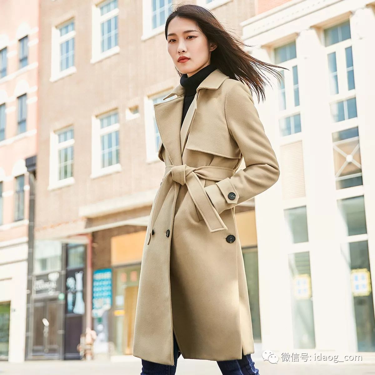 双排扣羊绒大衣怎么穿好看,双排扣系带大衣