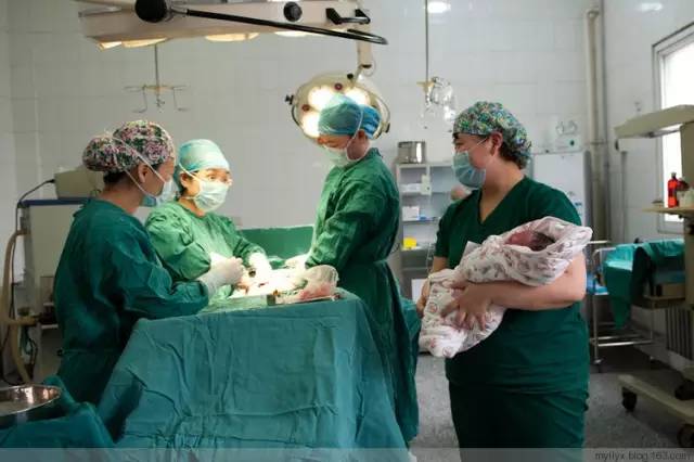 剖腹产全景记录,剖腹产恢复不同时期的照片