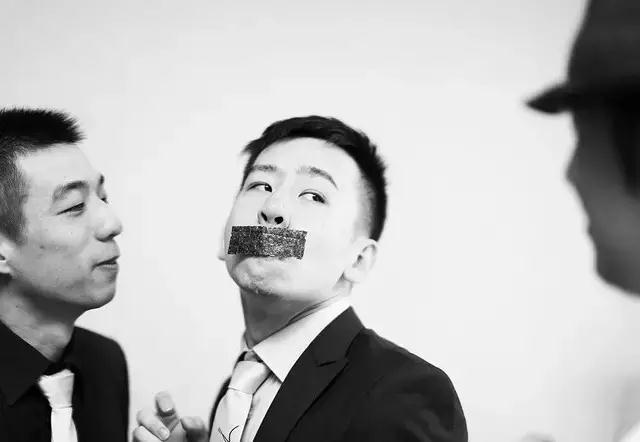 结婚迎亲堵门游戏流程,婚礼迎亲堵门游戏