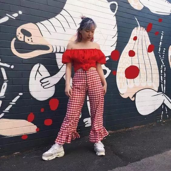 夏天肩背厚怎么穿显瘦,肩膀太宽怎么穿衣服显瘦