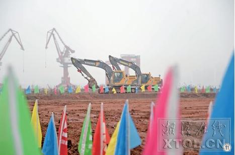 砥砺奋进新征程争先实干谱新篇,湘潭高新区擂响双过半奋进战鼓