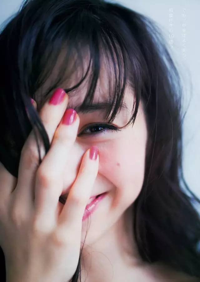 透明感女孩的特点,女生说透明感什么意思