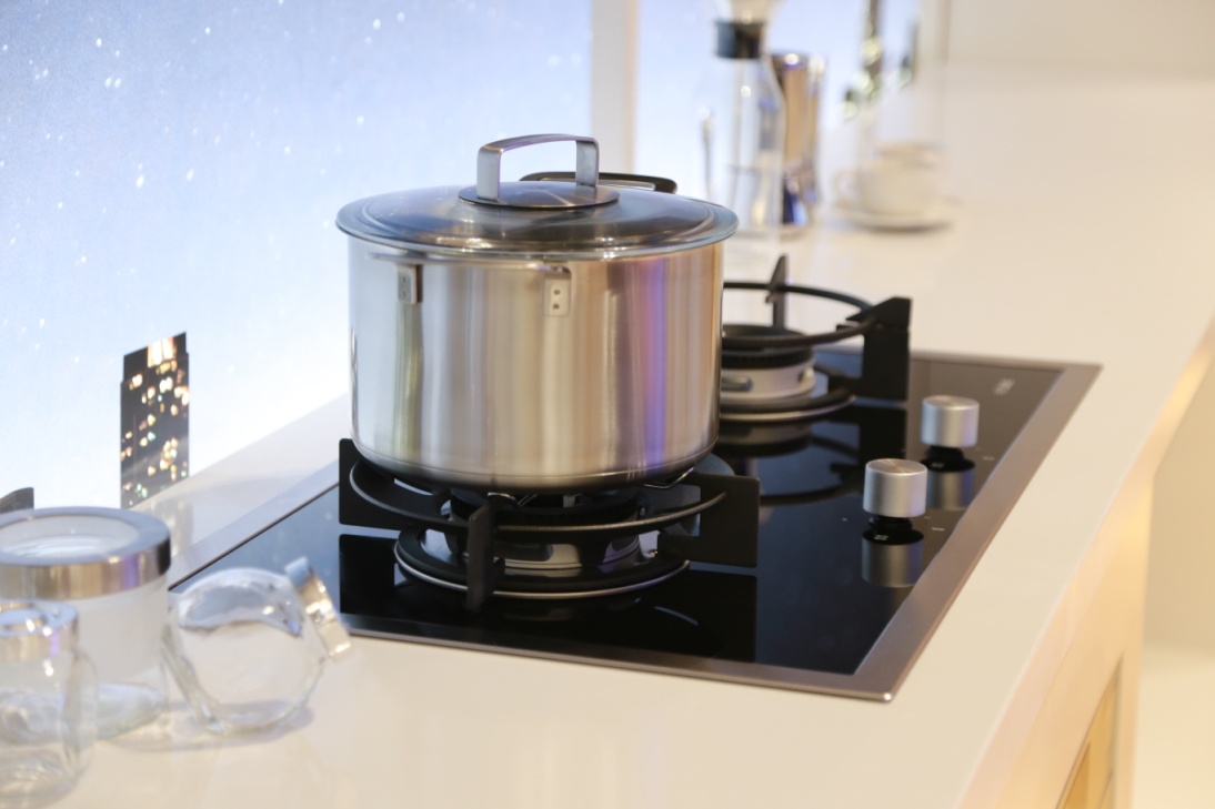 燃气灶哪种款式最好,平板燃气灶和嵌入式燃气灶哪个好