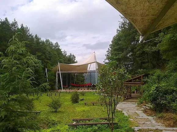 贵阳爬山看风景,贵阳有座望日坡登高赏秋好去处