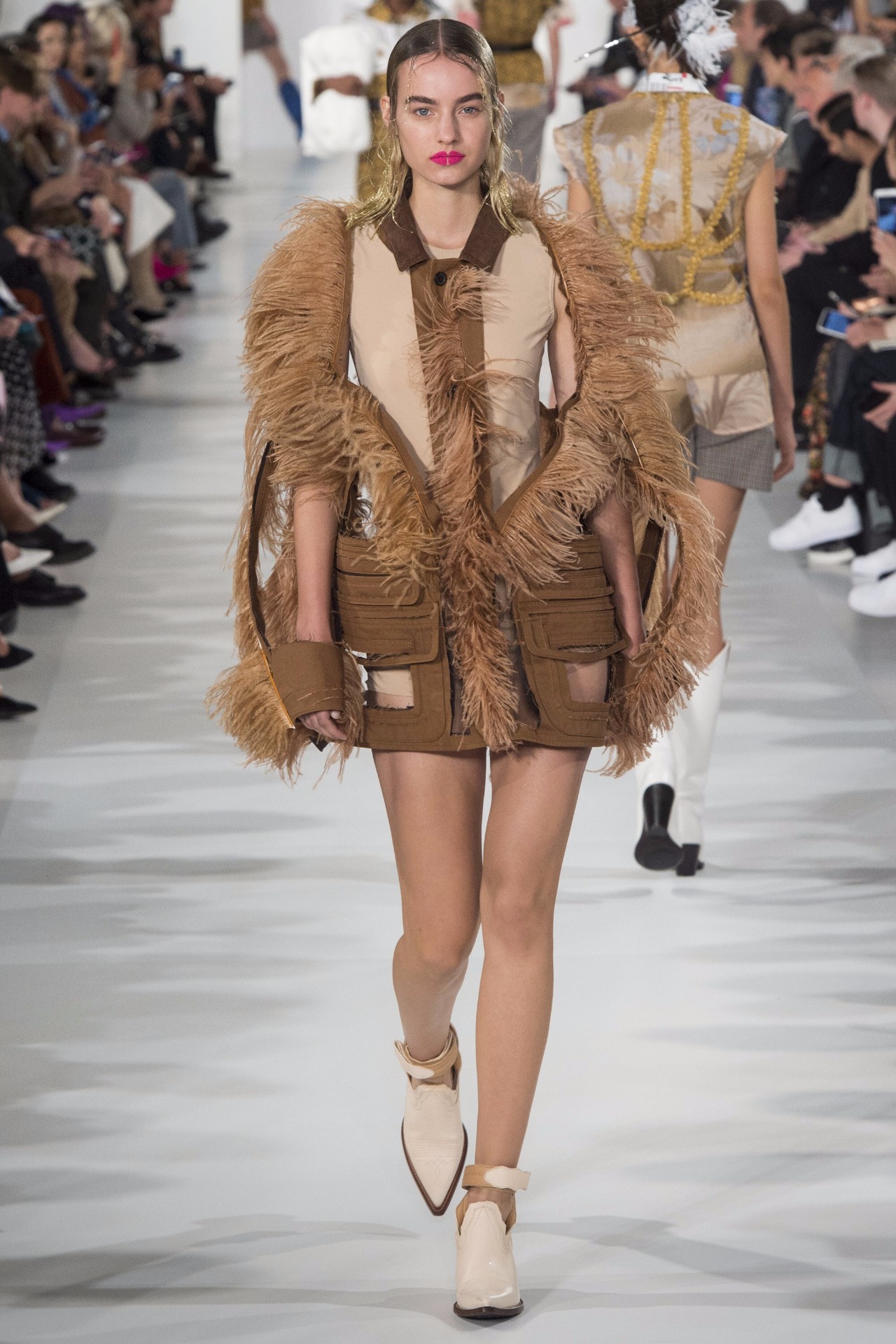 月光族也买得起的汽车,月光族都能买得起的高性价比房子