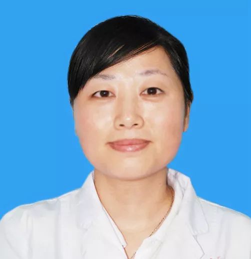 艾灸两天起密密麻麻的小水泡很痒,专家讲座艾灸的功效与作用