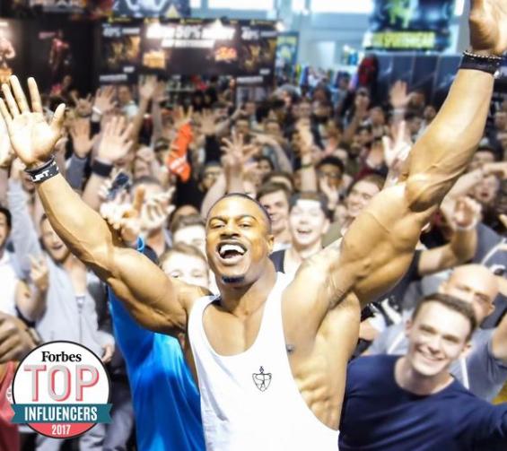 这位来自ENGLAN红遍全球的“熊猫哥”是谁呀？-海外健身人物-迈澳活健身