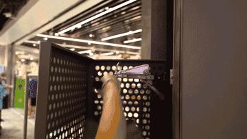 听说马云开了家作妖儿的水族馆，全城的大人都带着小孩冲过去了