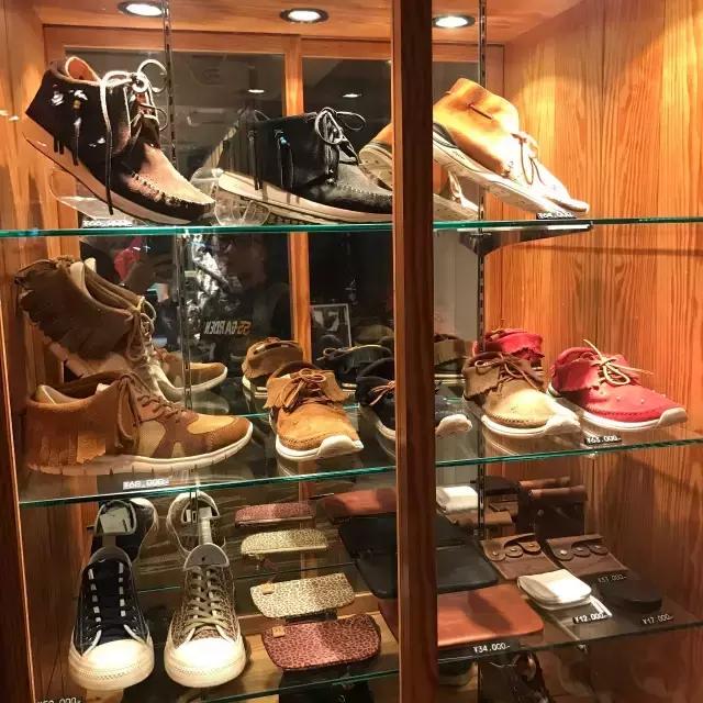 原创便宜球鞋店铺有哪些,球鞋店铺推荐有哪些