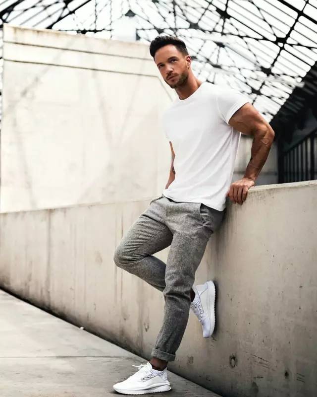 有哪些白t恤好穿,最好的基础款白t恤