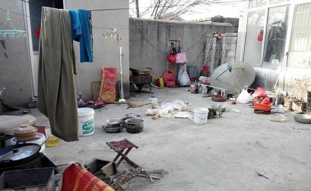 说婆婆特别邋遢家里特别脏乱,婆婆一家太邋遢怎么办