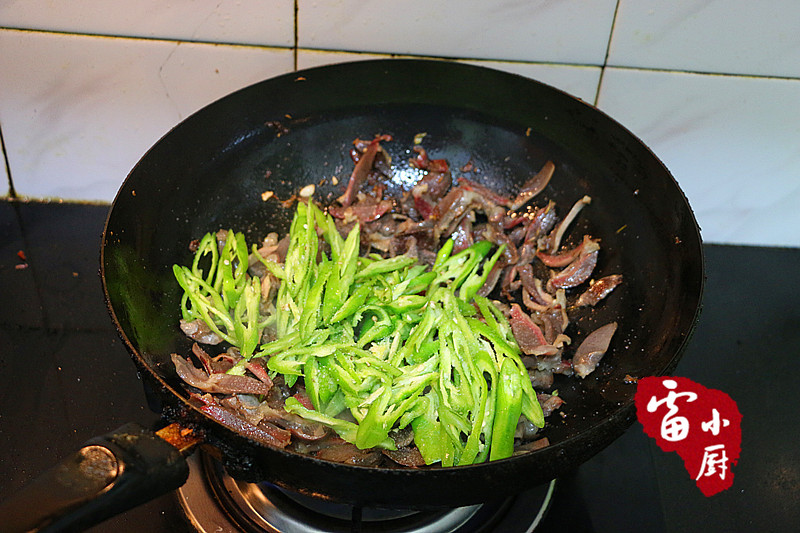 酸豆角鸡胗干香酸爽脆嫩下酒下饭,30秒教你做下酒好菜酸辣凉拌鸡胗