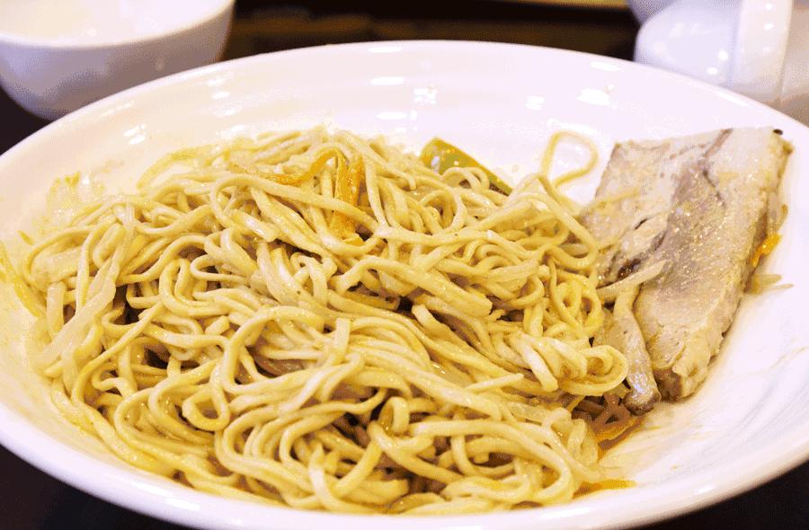 最好吃的冷面推荐,40度的天吃一碗麻辣烫