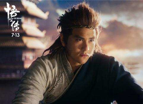 伊本！加比洛尔：一个人的心灵隐藏在他的作品中，批评却把它拉到亮处