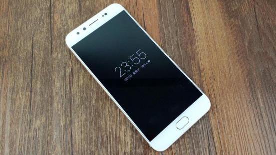 3000元左右是买华为还是vivo的好,2021建议买的vivo手机3000左右