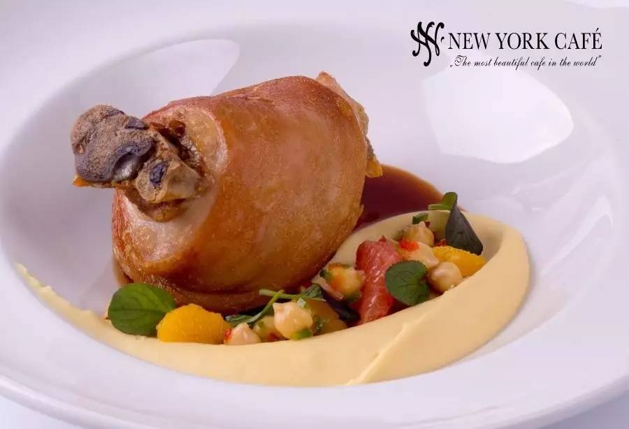 孙杨夺冠视频布达佩斯,孙杨现在还是保持着几个世界纪录