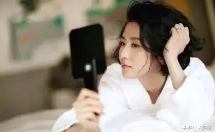 原来刘诗诗就是用了这些化妆品才让痘痘和闭口消失的？