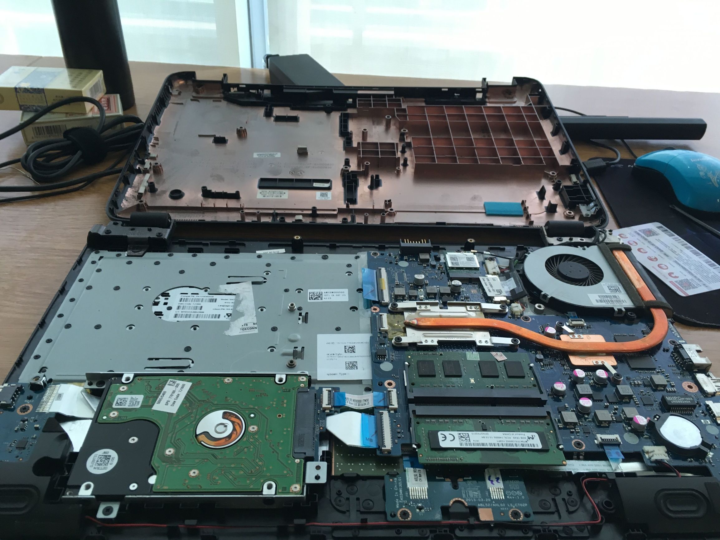 惠普15ab065tx安装固态,惠普15-dc1057tx更换硬盘