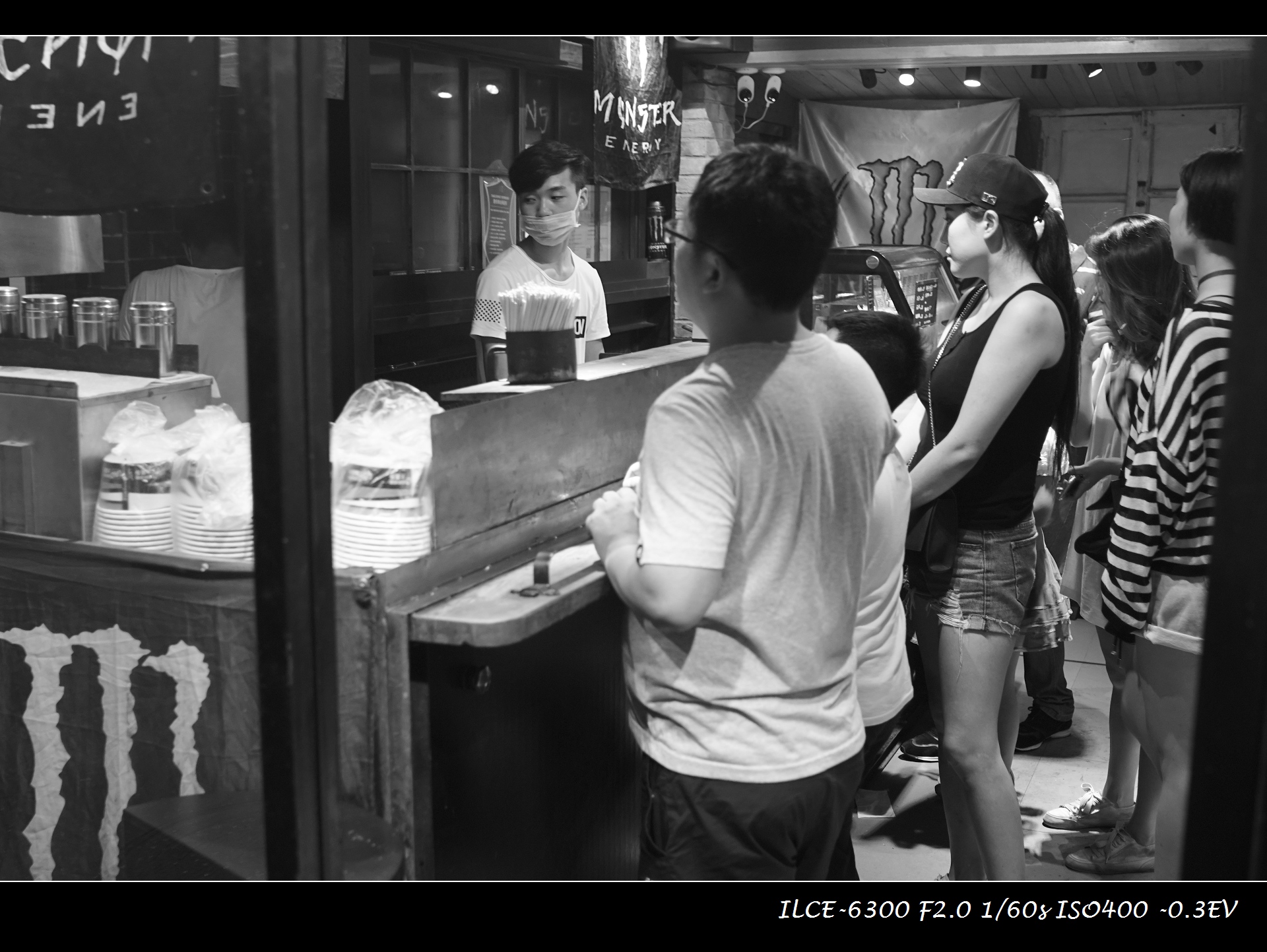 索尼微单a6000和a6300,索尼a6300微单摄影入门教程